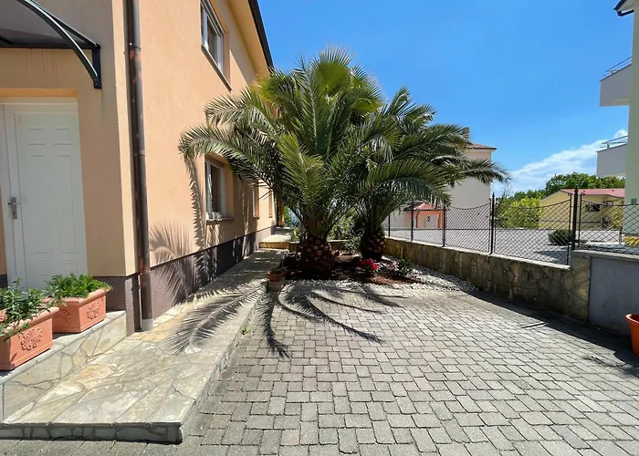Blue Palm Apartment, Ika-opatija 아파트