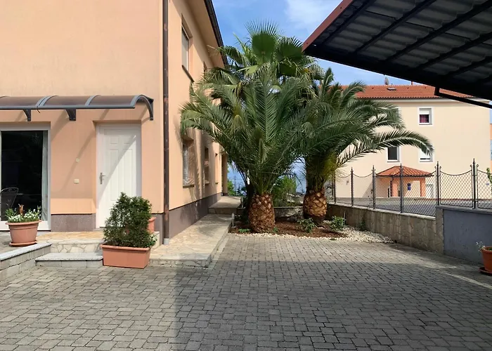 Blue Palm Apartment, Ika-opatija Апартаменты Ика