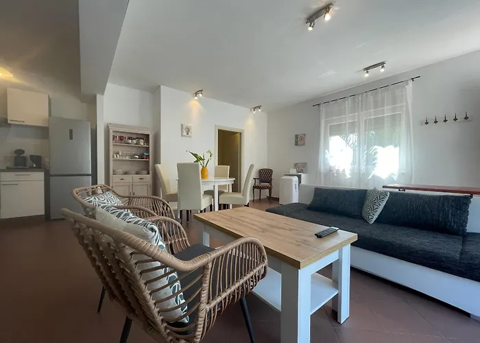 Blue Palm Apartment, Ika-opatija Апартаменты *